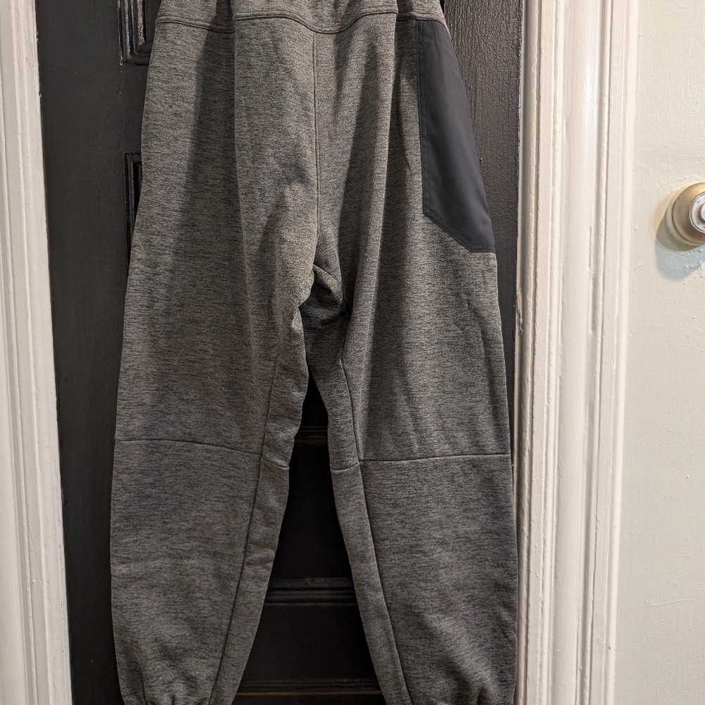 Nike Joggers Sweatpants Therma Fit Gray BNWT Men's - Picture 9 of 16